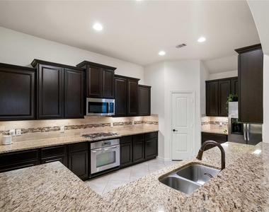99 W Jagged Ridge Circle - Photo Thumbnail 10