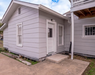 200 W Caroline Street - Photo Thumbnail 26