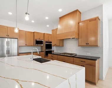 14314 Olive Harbor Trl - Photo Thumbnail 5