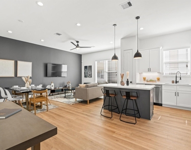 1307 Oak Tree Forest Court - Photo Thumbnail 2