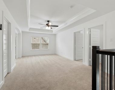 1911 Golden Leaf Drive - Photo Thumbnail 33
