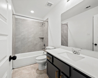 1911 Golden Leaf Drive - Photo Thumbnail 20