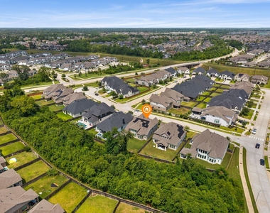 1911 Golden Leaf Drive - Photo Thumbnail 27