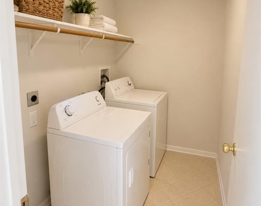 16127 Eaglewood Spring Ct - Photo Thumbnail 8