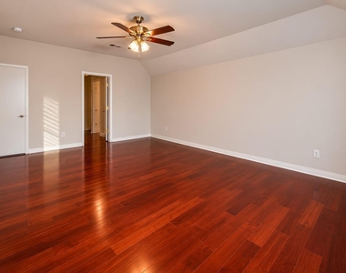 16127 Eaglewood Spring Ct - Photo Thumbnail 6