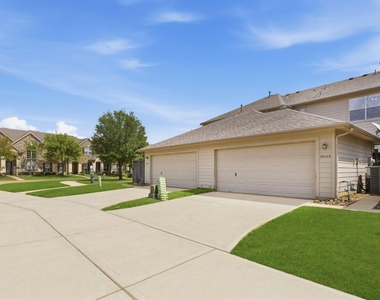 16023 Powder Springs Lane - Photo Thumbnail 46