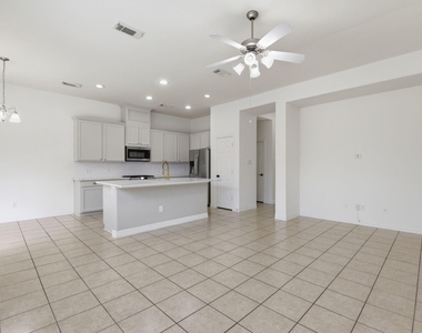 16023 Powder Springs Lane - Photo Thumbnail 15