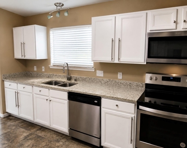 5118 Littleneviss Drive - Photo Thumbnail 3