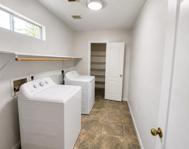 5118 Littleneviss Drive - Photo Thumbnail 4