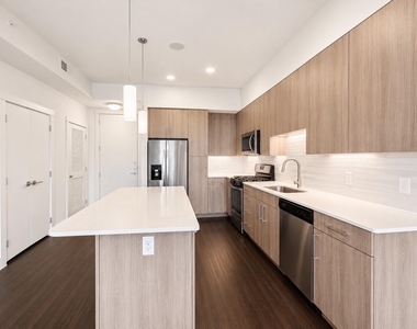 3120 Smith Street - Photo Thumbnail 1