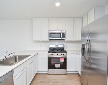 21430 Carosella Dr - Photo Thumbnail 9