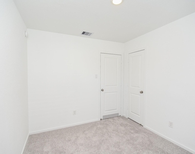 21430 Carosella Dr - Photo Thumbnail 19
