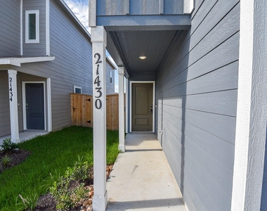 21430 Carosella Dr - Photo Thumbnail 3