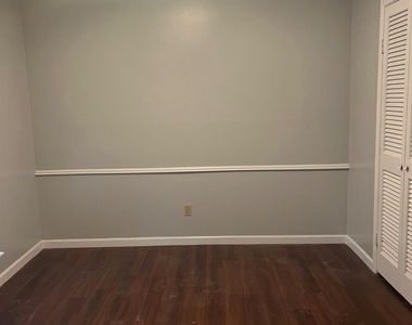 6742 Indian Lake Drive - Photo Thumbnail 18