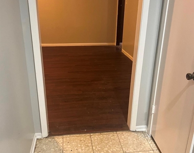 6742 Indian Lake Drive - Photo Thumbnail 15