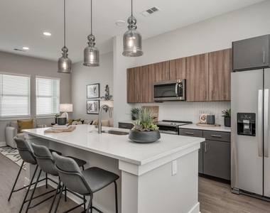 10503 Peek Road - Photo Thumbnail 1