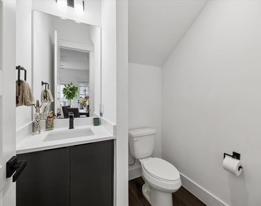5318 Wunder Lane - Photo Thumbnail 13