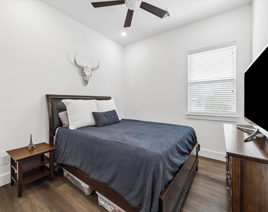 5318 Wunder Lane - Photo Thumbnail 18