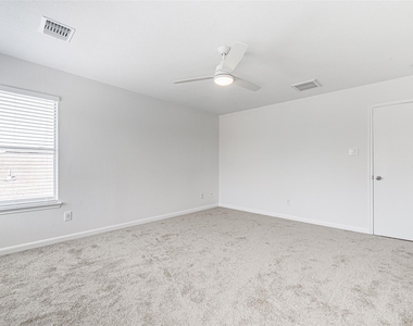 2723 Piney Lake Court - Photo Thumbnail 4