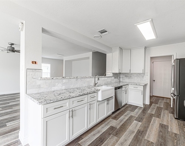 2723 Piney Lake Court - Photo Thumbnail 22