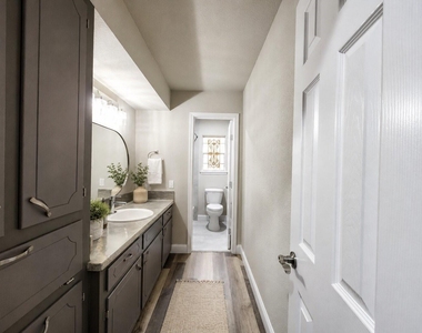 9750 Hillis Street - Photo Thumbnail 27