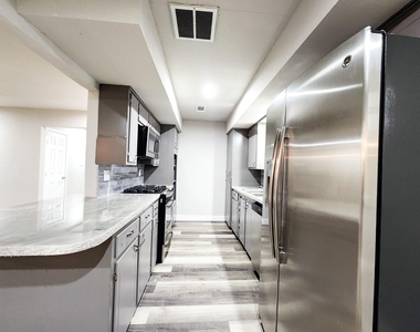 9750 Hillis Street - Photo Thumbnail 10