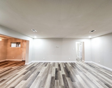 9750 Hillis Street - Photo Thumbnail 14