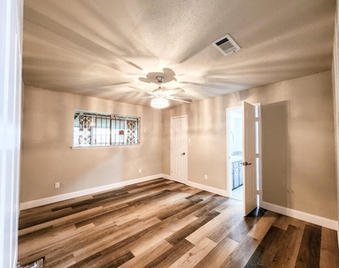 9750 Hillis Street - Photo Thumbnail 17