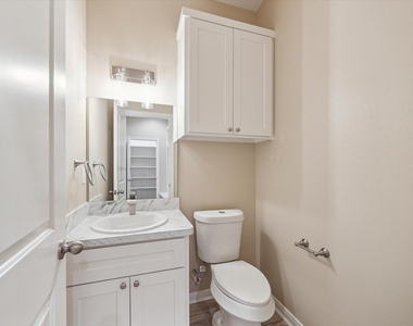 4834 Pine Avenue - Photo Thumbnail 6