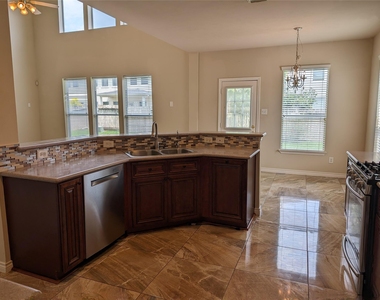 6207 Barkermist Lane - Photo Thumbnail 10