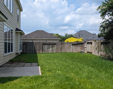 6207 Barkermist Lane - Photo Thumbnail 33