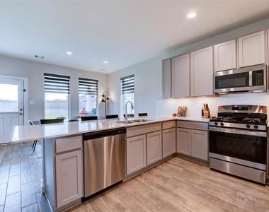 3735 Rush Plains Court - Photo Thumbnail 13