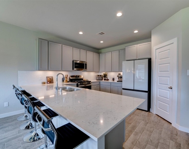 3735 Rush Plains Court - Photo Thumbnail 9