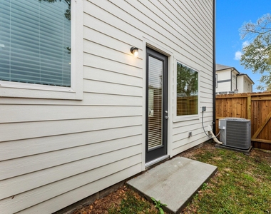 5905 Haring Lane - Photo Thumbnail 31