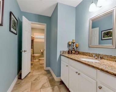 5610 Duxbury Street - Photo Thumbnail 14