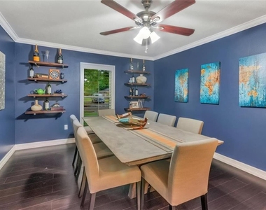5610 Duxbury Street - Photo Thumbnail 6