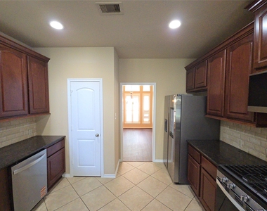 28214 Helmsman Knolls Drive - Photo Thumbnail 13