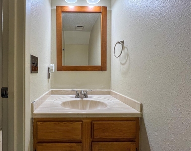 2910 Grants Lake Boulevard - Photo Thumbnail 17