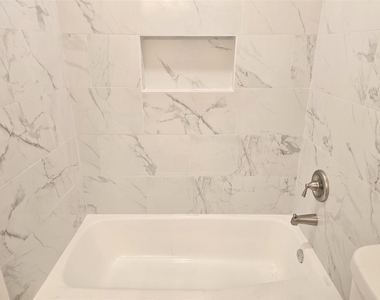 5404 Hazel Street - Photo Thumbnail 12