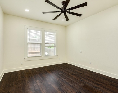 3730 Avenue T - Photo Thumbnail 10