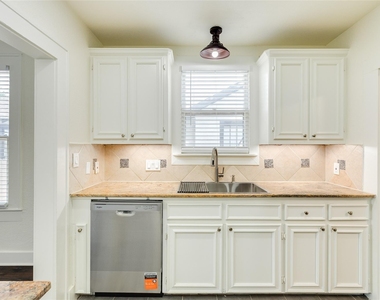 3730 Avenue T - Photo Thumbnail 7