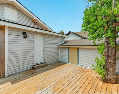 3730 Avenue T - Photo Thumbnail 14