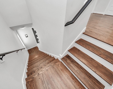 651 Press Street - Photo Thumbnail 5