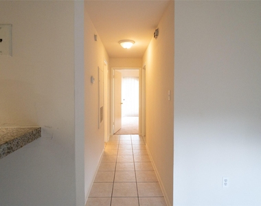 6500 Harbor Town Drive - Photo Thumbnail 13