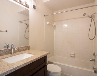 6500 Harbor Town Drive - Photo Thumbnail 21