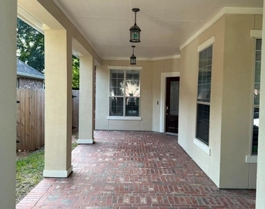 3511 Cedar Hill Court - Photo Thumbnail 2