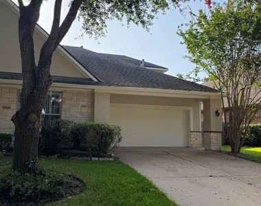 3511 Cedar Hill Court - Photo Thumbnail 5