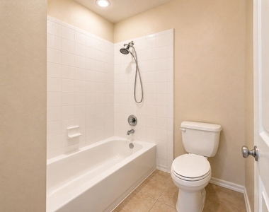 3511 Cedar Hill Court - Photo Thumbnail 16