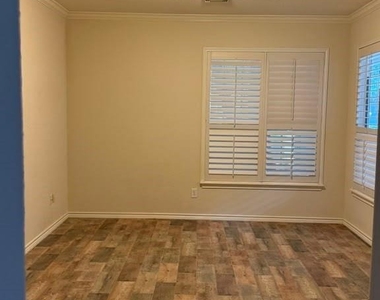 3511 Cedar Hill Court - Photo Thumbnail 27