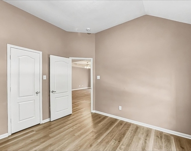 2012 Haven Springs Lane - Photo Thumbnail 16